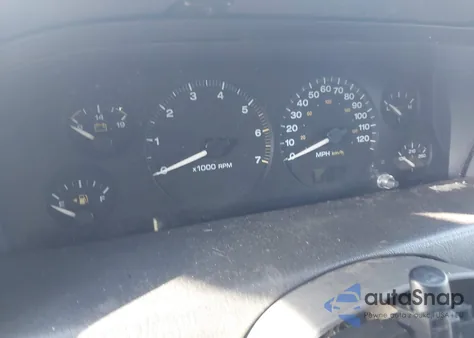 2002 Jeep Grand Cherokee Laredo from USA, damaged, VIN 1J4GX48S62C310060